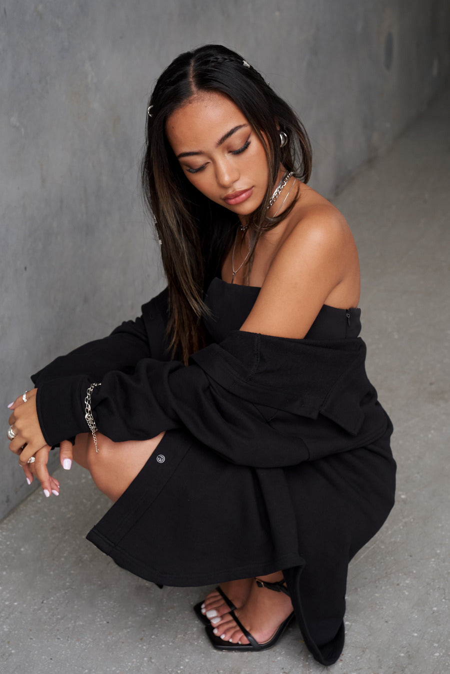 women's black jacket